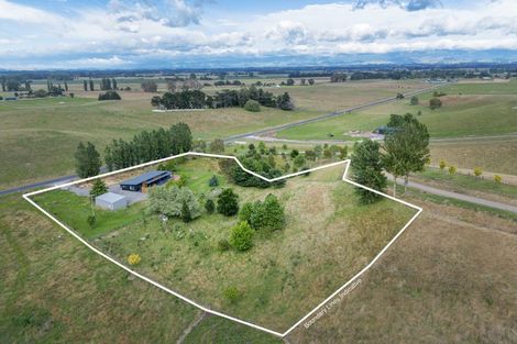 Photo of property in 580 Ongaonga Road, Waipawa, 4272