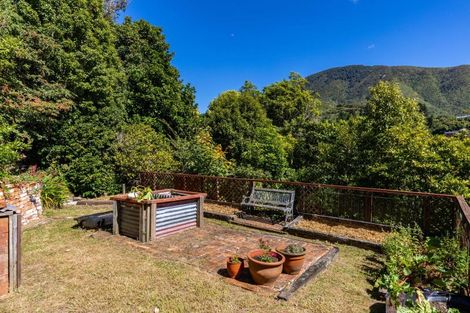 Photo of property in 67a York Street, Picton, 7220