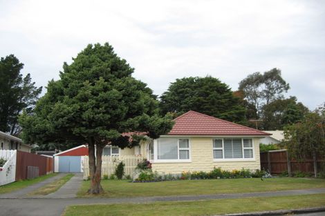 Photo of property in 24 Waratah Street, Avondale, Christchurch, 8061