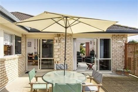 Photo of property in 12 Primrose Place, Papamoa Beach, Papamoa, 3118