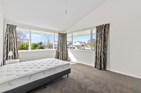 Photo of property in 12 Lynfield Avenue, Ilam, Christchurch, 8041