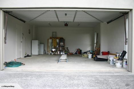Photo of property in 1/22 Tui Glen Road, Birkenhead, Auckland, 0626
