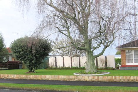 Photo of property in 2 Wingate Street, Bader, Hamilton, 3206