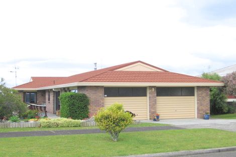 Photo of property in 21 Coppelia Avenue, Omokoroa, 3114
