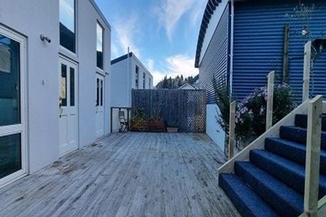 Photo of property in 3a Strawberry Lane, Fernhill, Queenstown, 9300