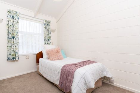 Photo of property in Lynbrae Court Flats, 12/4 Dr Taylor Terrace, Johnsonville, Wellington, 6037
