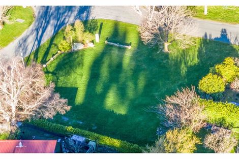 Photo of property in 1 Ryton Place, Lake Coleridge, 7572