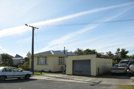 Photo of property in 21 Bentham Street, Westport, 7825