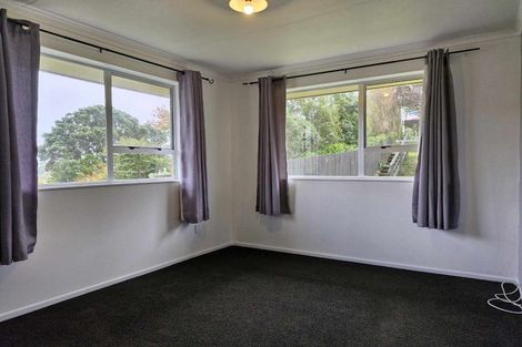 Photo of property in 7 Oawai Place, Marfell, New Plymouth, 4310