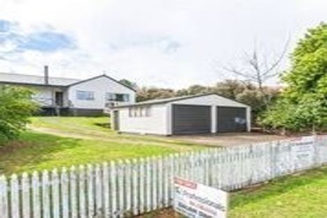 Photo of property in 29 Moncrieff Avenue, Clendon Park, Auckland, 2103