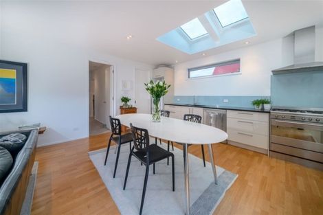 Photo of property in 23 Celia Street, Redcliffs, Christchurch, 8081