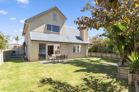 Photo of property in 15 Verbena Glen, Mount Maunganui, 3116