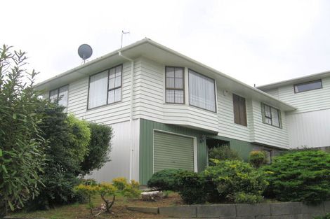 Photo of property in 1/2 Zande Terrace, Tawa, Wellington, 5028