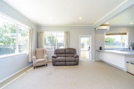 Photo of property in 7 Bull Street, Bulls, 4818