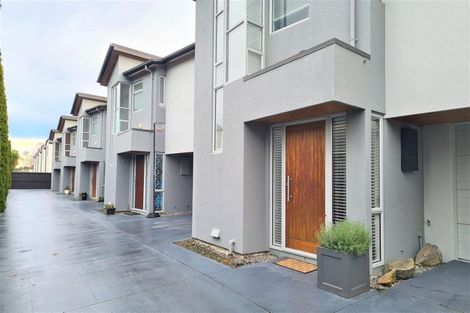Photo of property in 19d Darvel Street, Riccarton, Christchurch, 8011