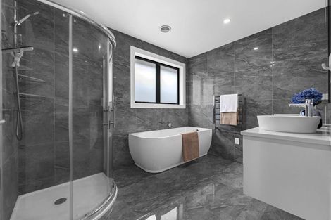 Photo of property in 1 James Elliot Way, Pokeno, 2402