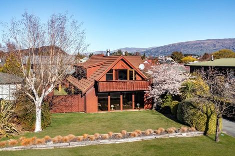 Photo of property in 127 Hunter Crescent, Wanaka, 9305