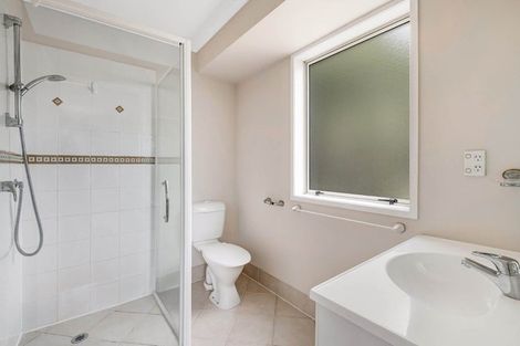 Photo of property in 58 Rivervale Grove, Stanmore Bay, Whangaparaoa, 0932