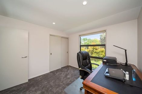 Photo of property in 3 Mackillop Way, Brooklands, New Plymouth, 4310
