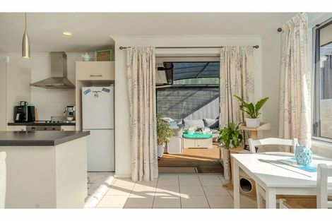 Photo of property in 21 Ranui Avenue, Kerikeri, 0230