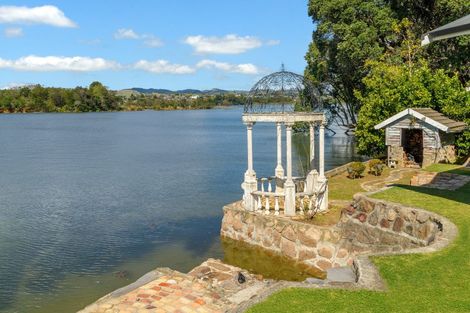 Photo of property in 1 Fourteenth Avenue, Tauranga South, Tauranga, 3112