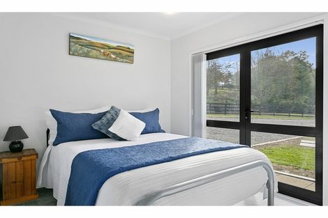 Photo of property in 4/864 Whangamata Road, Kinloch, Taupo, 3377