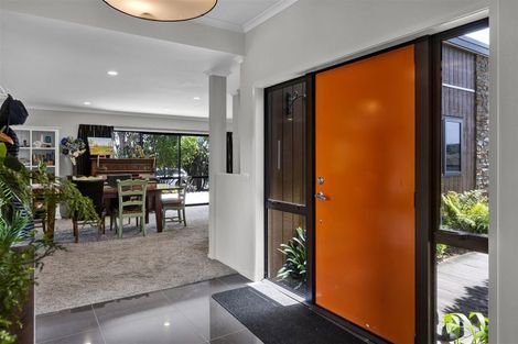 Photo of property in 1b Links Drive, Waiwhakaiho, New Plymouth, 4312