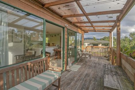 Photo of property in 152 Ocean Beach Road, Tairua, 3508