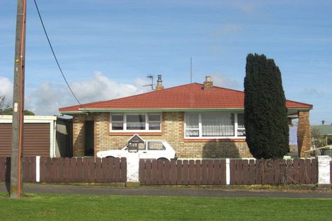 Photo of property in 3 King Street, Waitara, 4320