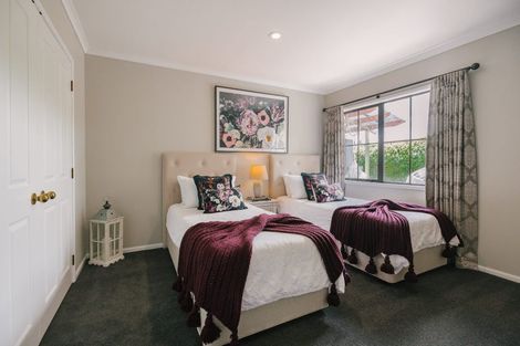 Photo of property in 20 Abby Road, Fitzherbert, Palmerston North, 4410