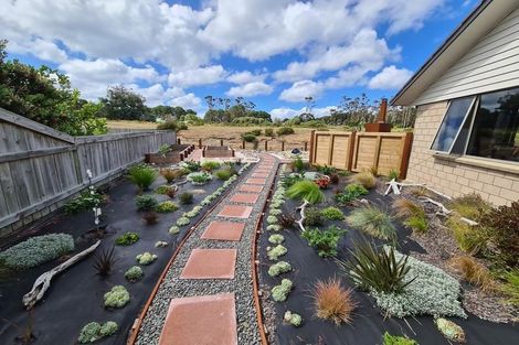 Photo of property in 134 Kelly Jade Avenue, Matarangi, Whitianga, 3592