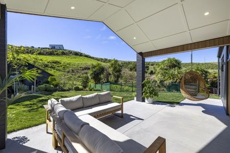 Photo of property in 3 Waipatukahu Lane, Raglan, 3225