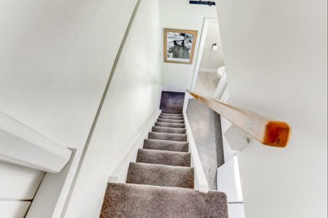 Photo of property in 31 Mount View Road, Bastia Hill, Whanganui, 4500