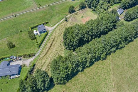 Photo of property in 279 North Manakau Road, Manakau, 5573