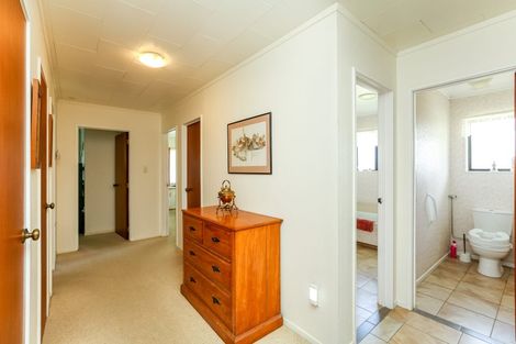 Photo of property in 7 Alpine Grove, Upper Vogeltown, New Plymouth, 4310