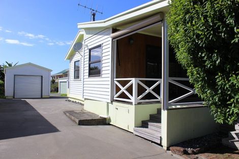 Photo of property in 10 Kopipi Crescent, Ngunguru, Whangarei, 0173
