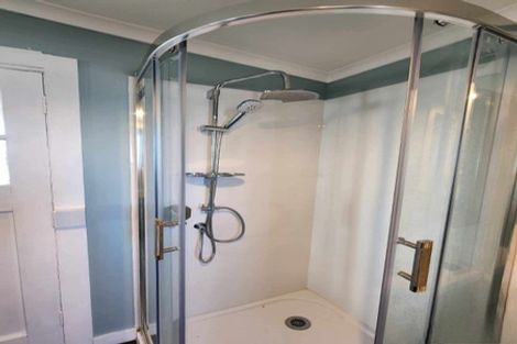 Photo of property in 2 Dawick Street, Foxton Beach, Foxton, 4815