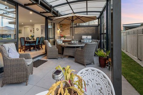 Photo of property in 14 Mervyn Place, Ohauiti, Tauranga, 3112