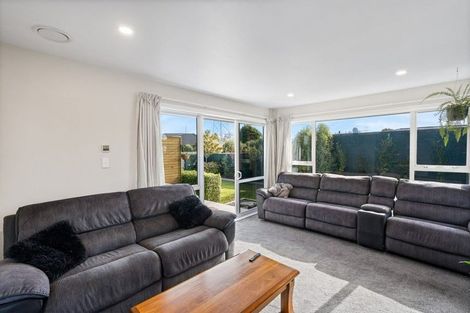 Photo of property in 5 Denise Crescent, Hornby, Christchurch, 8042