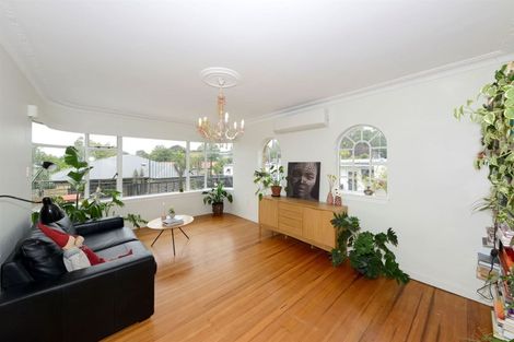 Photo of property in 351 Hoon Hay Road, Hoon Hay, Christchurch, 8025