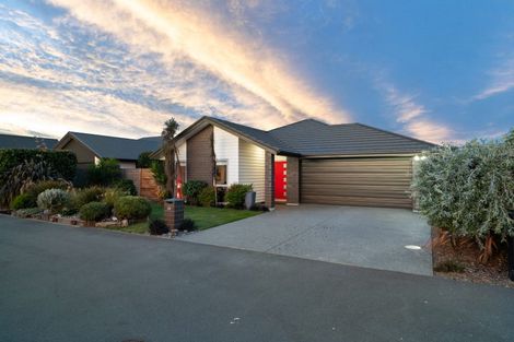 Photo of property in 38 Luxembourg Crescent, Halswell, Christchurch, 8025