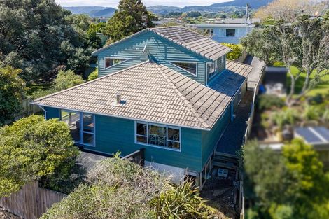 Photo of property in 131 Renown Road, Raumati South, Paraparaumu, 5032