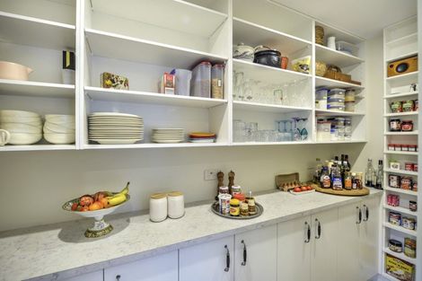 Photo of property in 74 Feist Street, Carterton, 5713