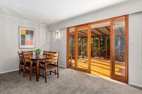 Photo of property in 15 Ecclesfield Grove, Silverstream, Upper Hutt, 5019