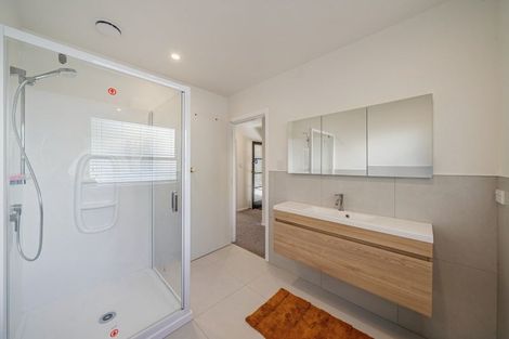 Photo of property in 22a Arawhata Street, Ranui, Porirua, 5024