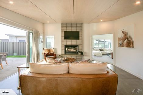 Photo of property in 29 Kapiti Drive, Poraiti, Napier, 4112