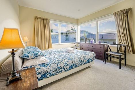 Photo of property in 3 Parkview Place, Pakuranga, Auckland, 2010