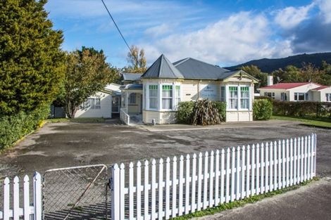 Photo of property in 42 Fox Street, Featherston, 5710