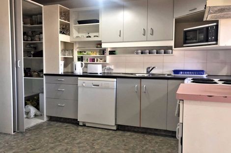 Photo of property in 82 Manor Place, Dunedin Central, Dunedin, 9016