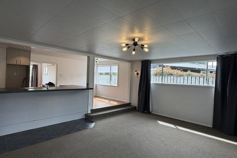 Photo of property in 24 Akaroa Avenue, Awapuni, Palmerston North, 4412